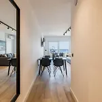 Awesome In With House Sea View Apartment *