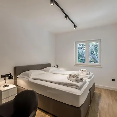 Διαμέρισμα 1 Bedroom Amazing Apartment In Potomje Potomje