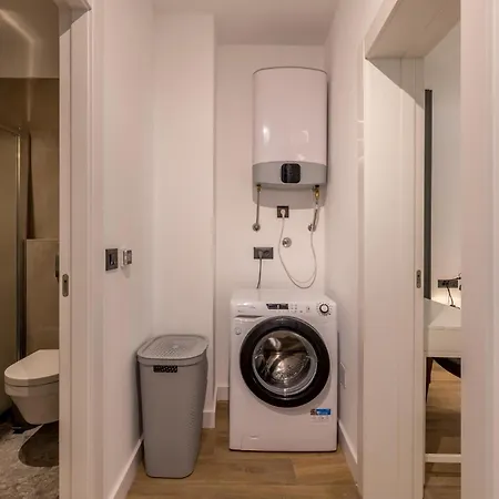 1 Bedroom Amazing In Apartamento Potomje